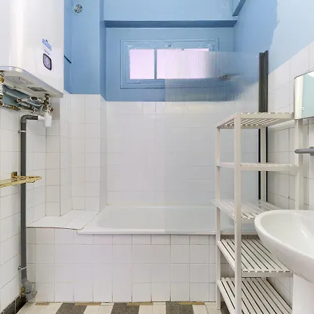 Large For 2 People Cozy Air Conditioning Wifi Nice
