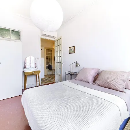 Large For 2 People Cozy Air Conditioning Wifi *
